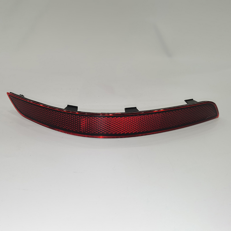 Mercedes-Benz GL-Class W164 rear bumper reflector view 2