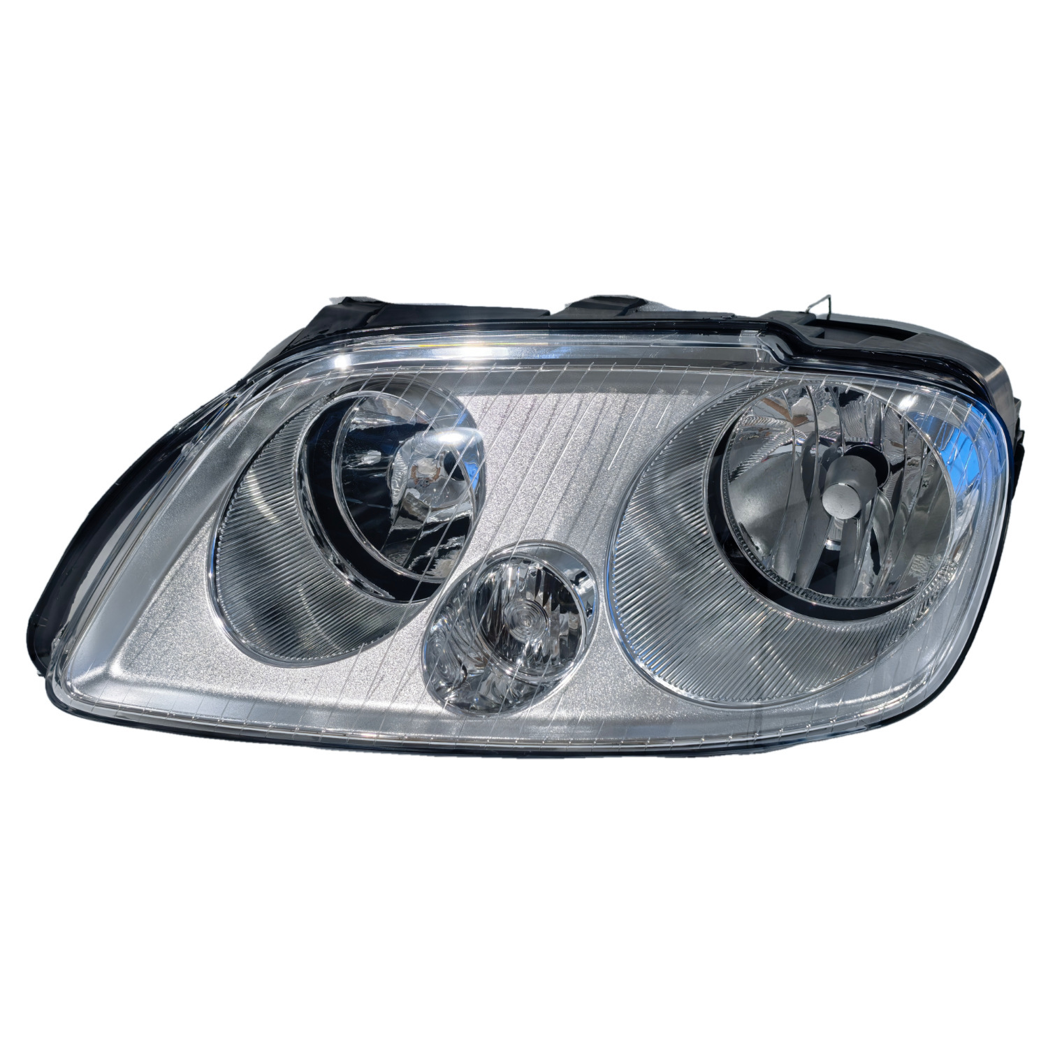 Volkswagen KD 2004-2009 Halogen Headlight Assembly 2004-2009 view 4