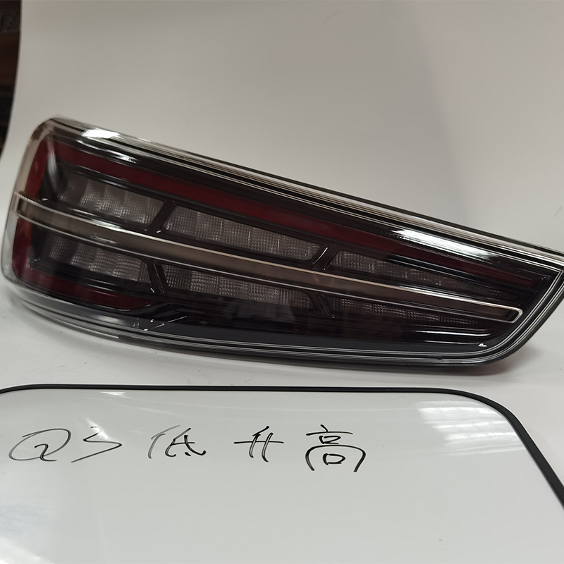 Audi LED tail lamp Q3 2016-2018 view 2