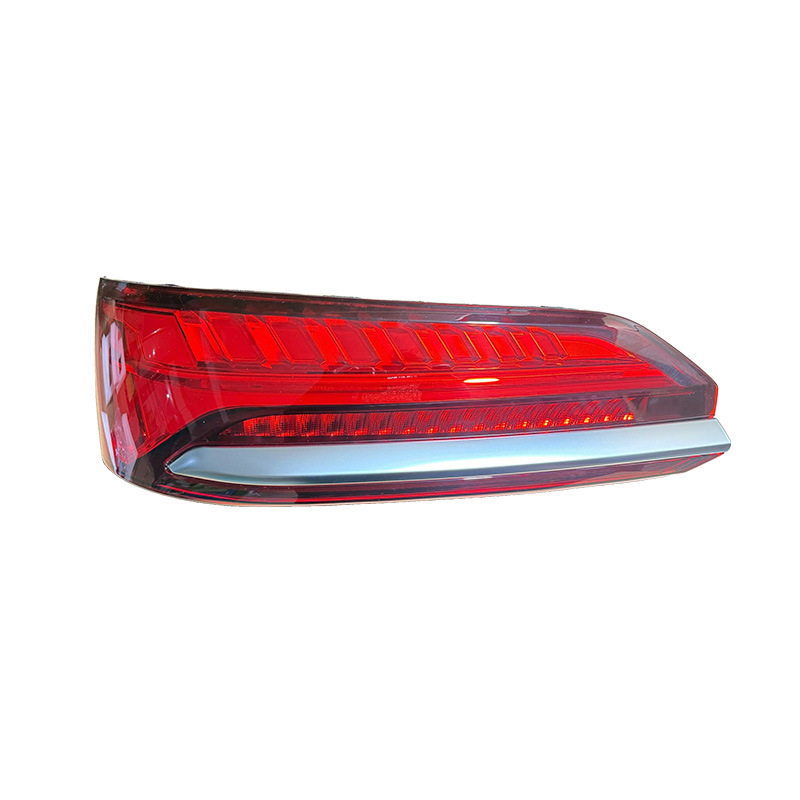 Audi LED Taillight Q7 2021-2025 view 3