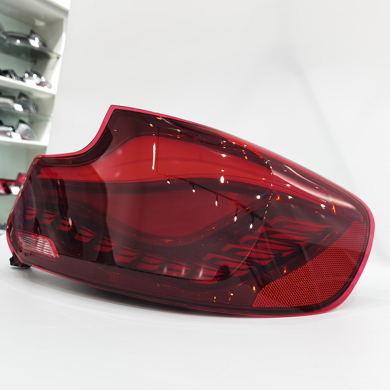 BMW LED flowing tail light 2014-2019 view 2