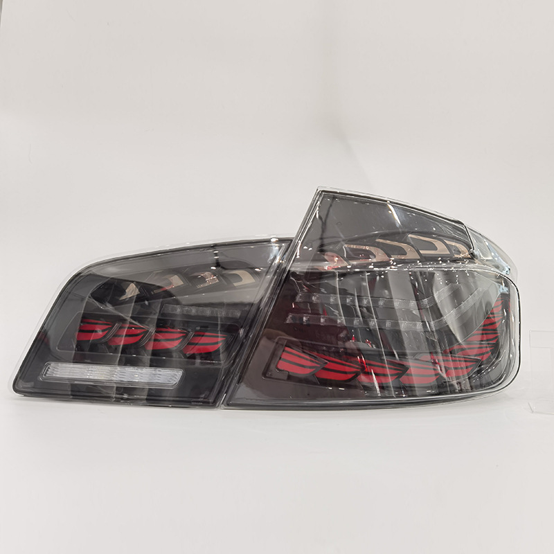 BMW 5 Series F18 taillight LED sequential flowing taillight view 2
