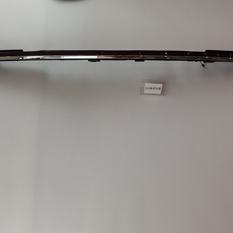 BMW 7 Series LED sequential taillight view 3