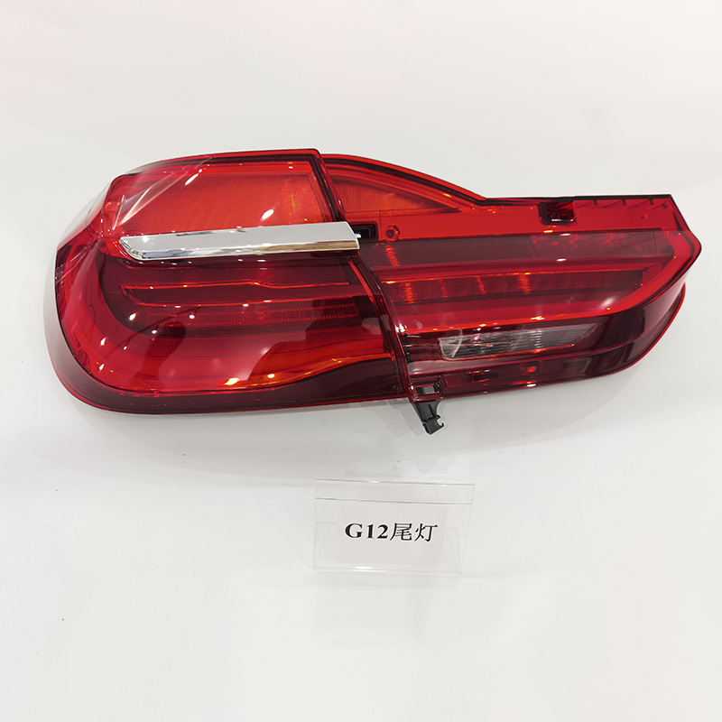 BMW 7 Series G12 LED sequential tail light G12 view 3