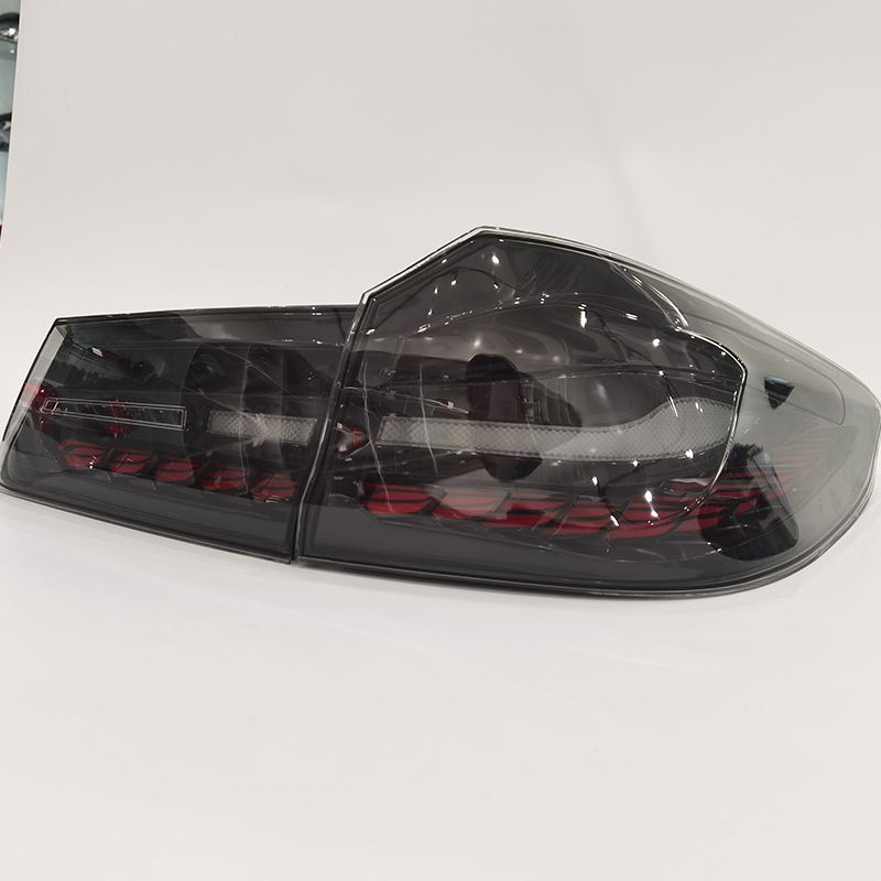 BMW 5 Series G30 LED flowing taillight G30 view 2