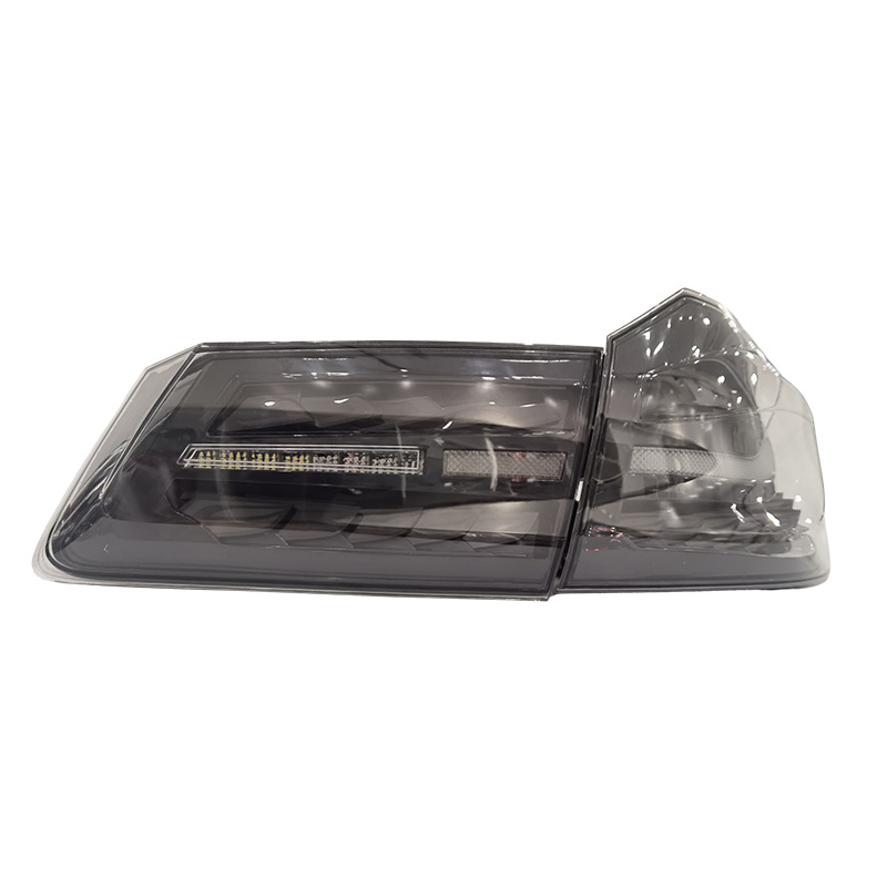 BMW 5 Series G30 LED flowing taillight G30 view 4