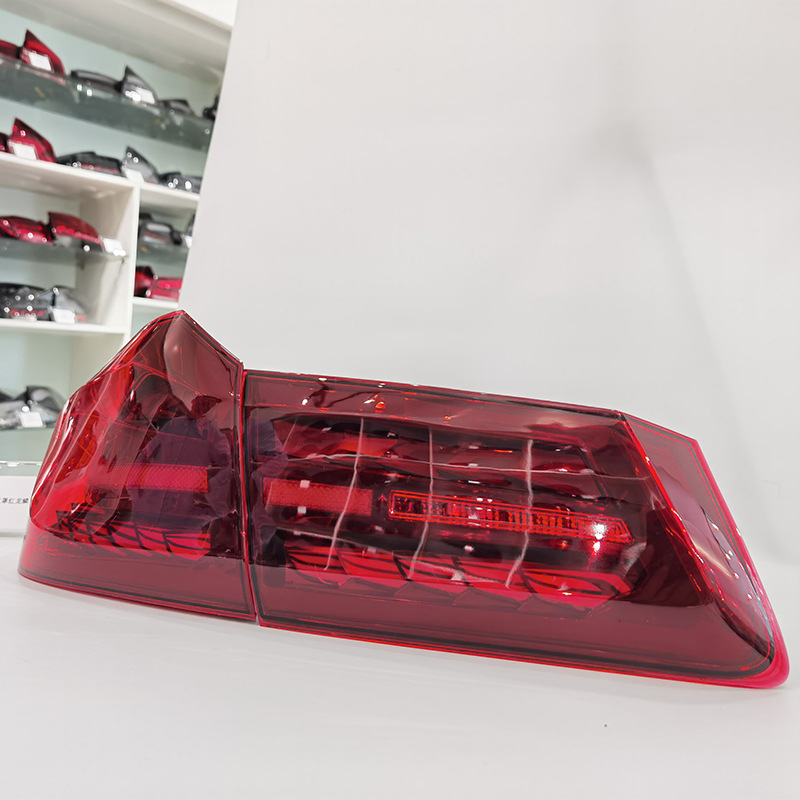 BMW 5 Series G38 LED Sequential Tail Light G30 view 3