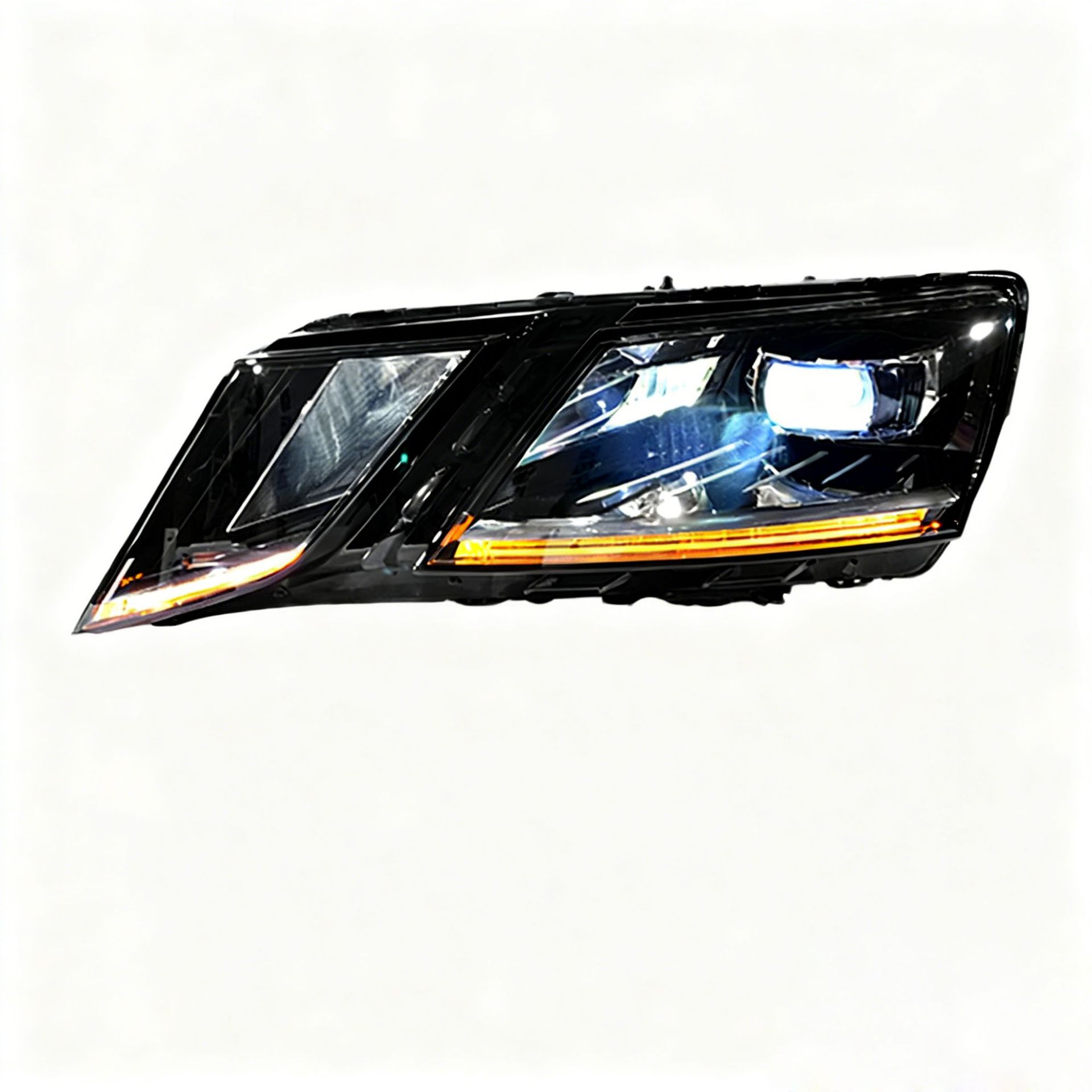 Skoda 2018-2021 Octavia LED headlights 2018-2021 view 4