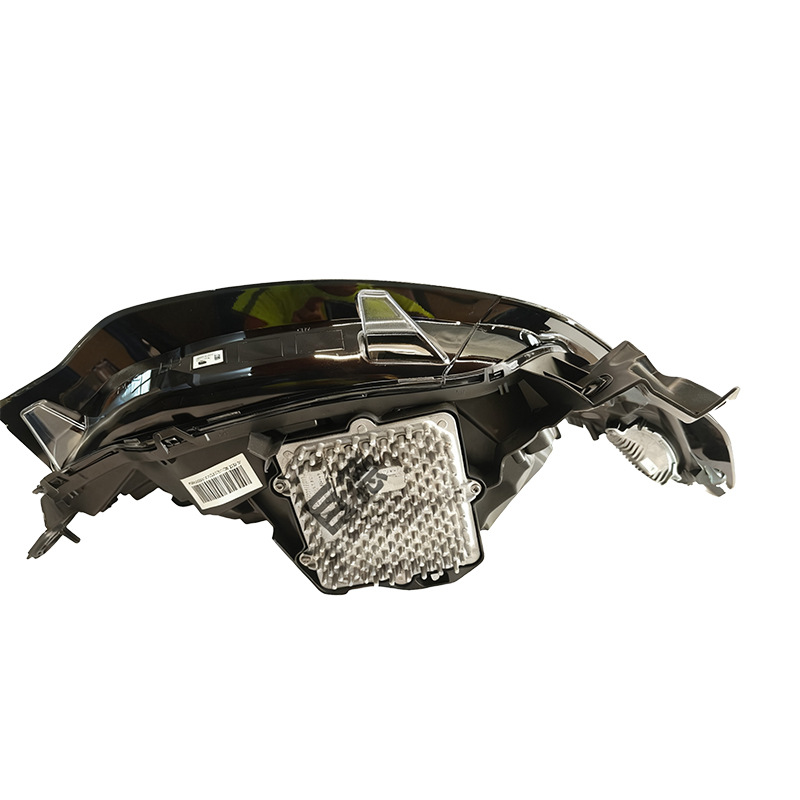 Land Rover LED Headlight 2020-2025 view 3