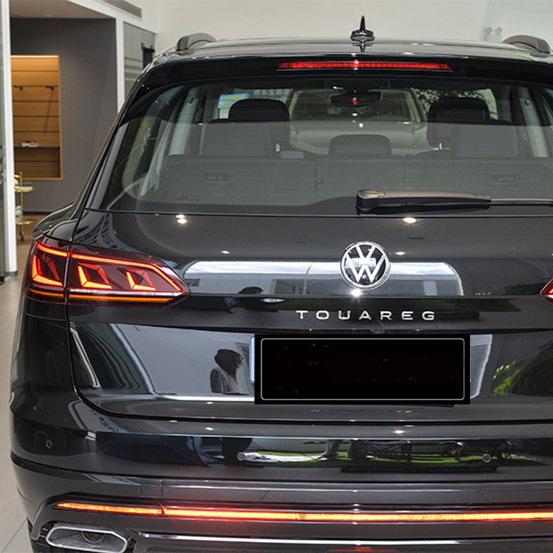 VW Tiguan LED sequential tail light 2019-2023 view 3