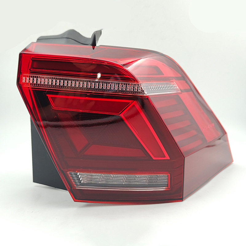 Volkswagen Tiguan LED Tail Lamp 2017-2022 view 3