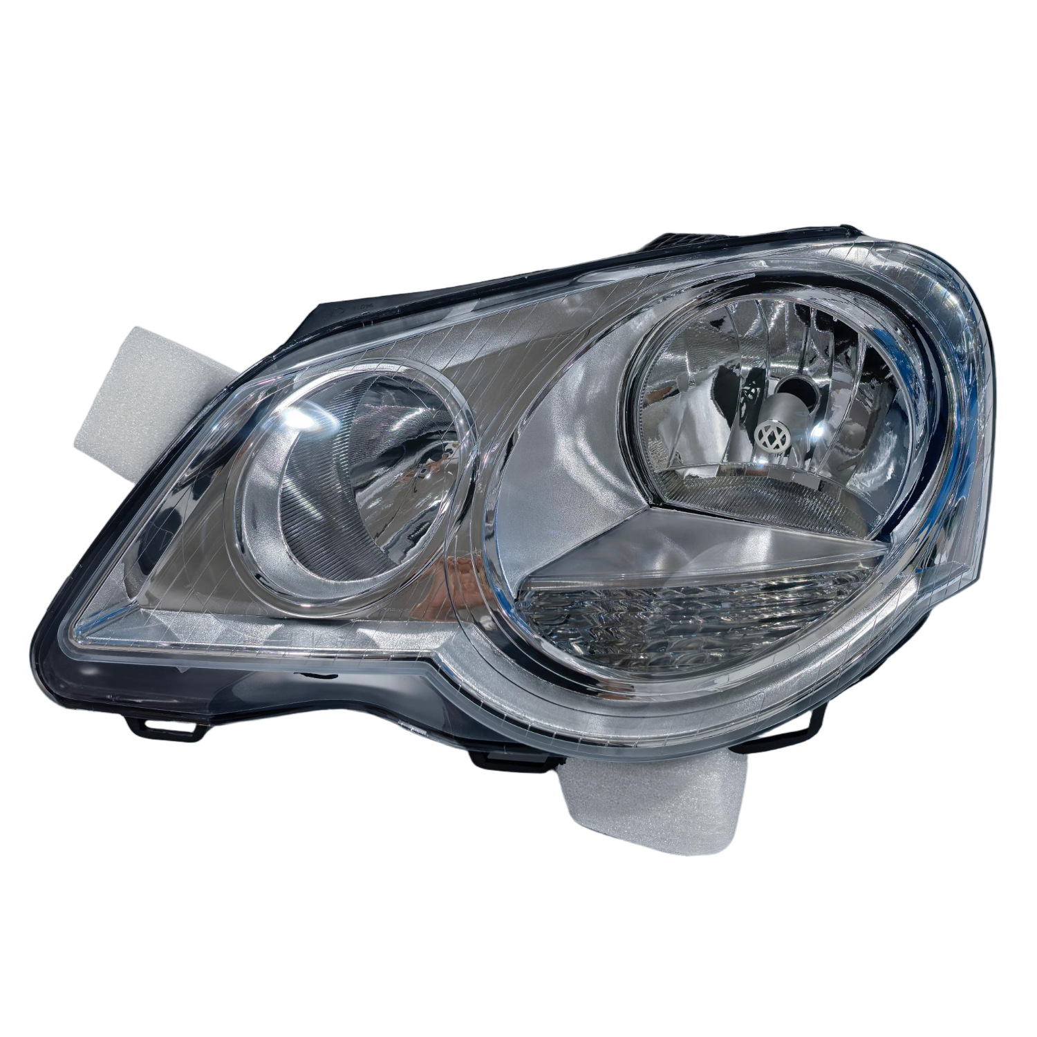Volkswagen Halogen Headlight Assembly POLO 2006 view 4