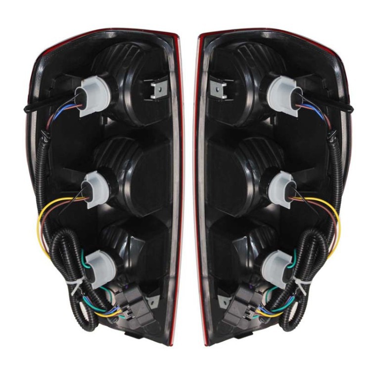 Chevrolet tail light assembly 2004-2012
