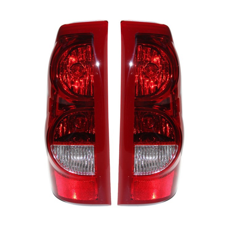 Chevrolet Tail Lamp Assembly Silverado 2003-2006 view 4