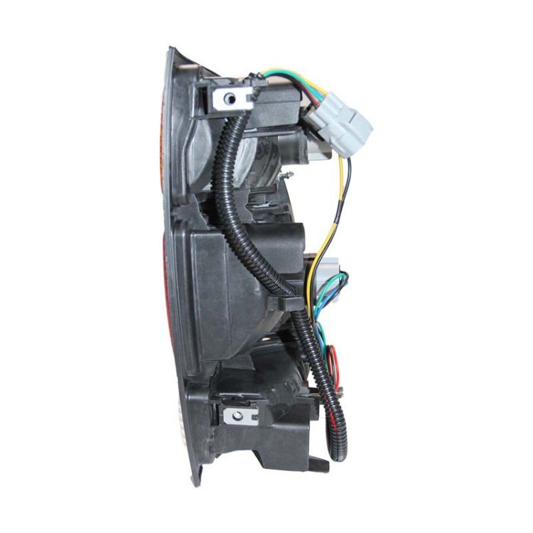 Toyota tail light assembly 2000-2006 view 3