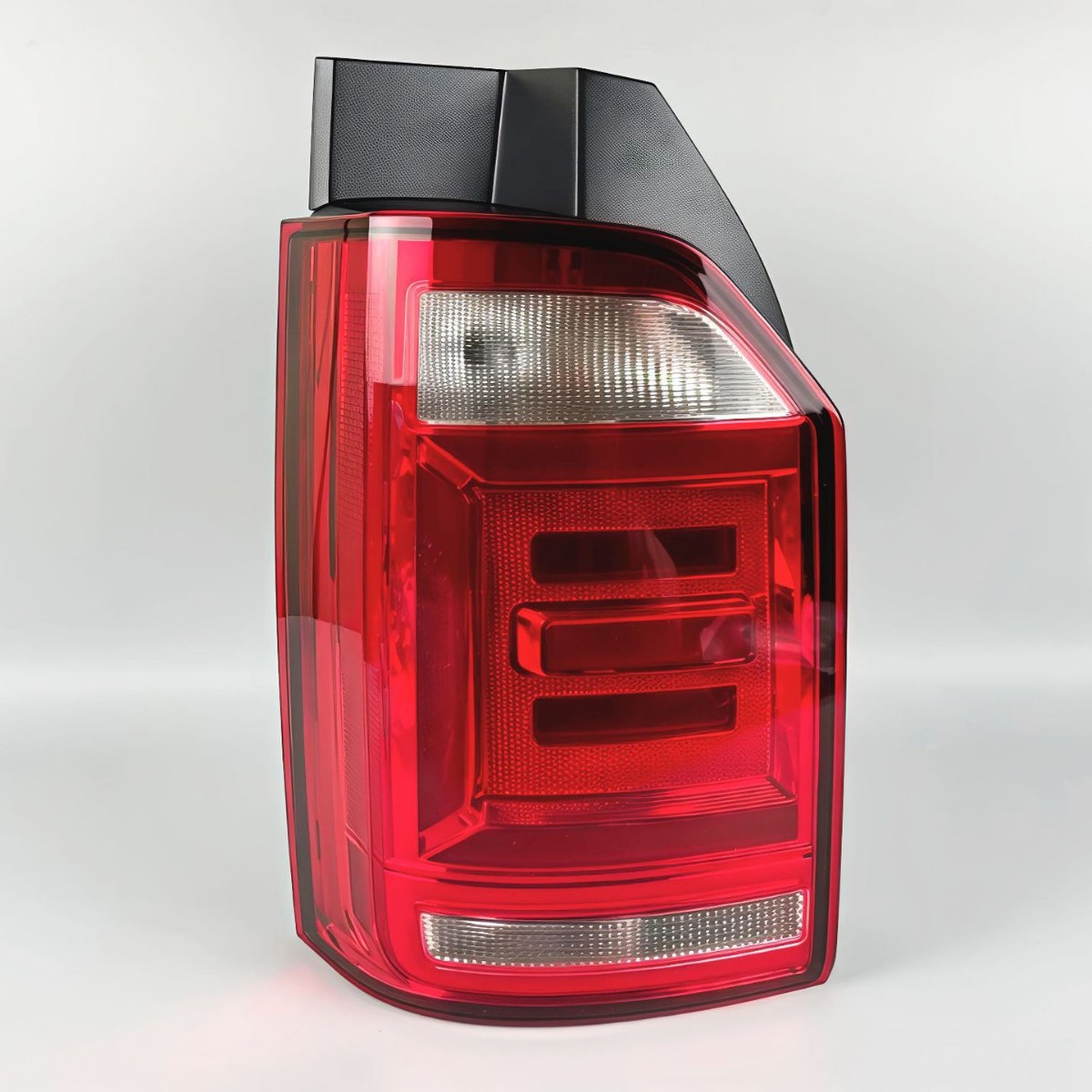 Volkswagen taillight assembly for Transporter Multivan view 3